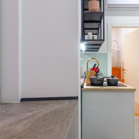 Lovely And Tiny Pied-A-Terre In The City Center Triest Exterior foto