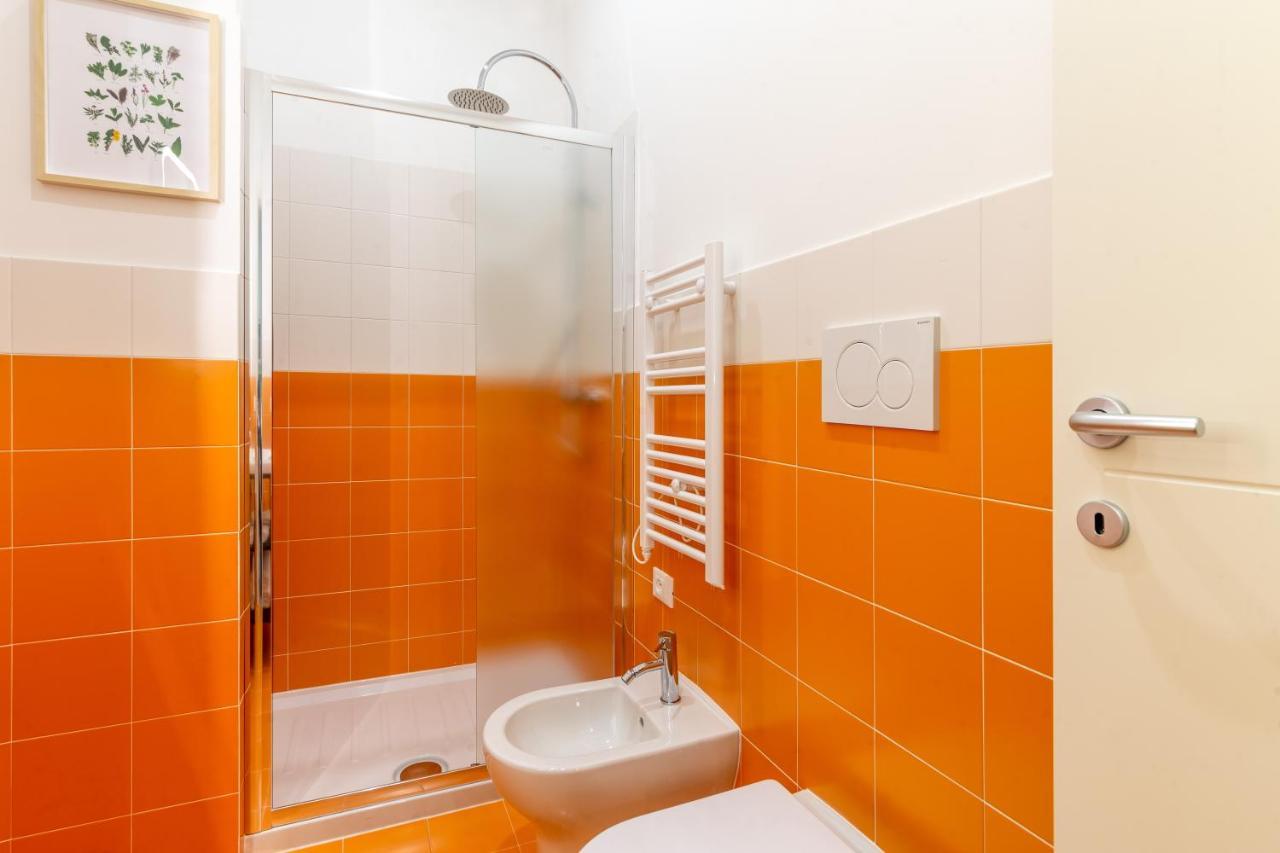 Lovely And Tiny Pied-A-Terre In The City Center Triest Exterior foto